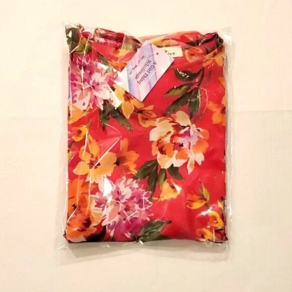 Fuchsia Floral Top NWT - Picture 7 of 7